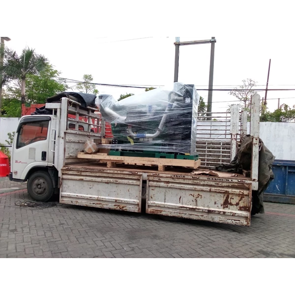 Rent Colt Diesel Surabaya - Bali