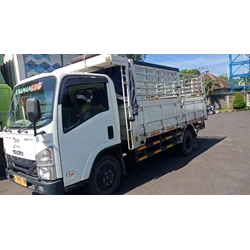 CDD Truck Rentals Services in Surabaya